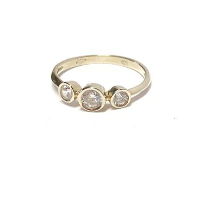 edler Schmuckring in 333/- Gelbgold mit 3 Zirkonia #50