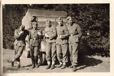 Soldat Kameraden mit LKW Borgward 3t Fahrschule bei Mühlhausen