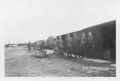 deutsche Soldaten Verladung LKW Soldaten bei Spirowo/Rybinsk Russland