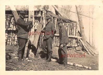 deutsche Soldatenam Aussichtsturm Kromani Lettland Ostfront