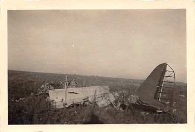 Abgeschossenes russ. Flugzeug bei Lemberg Ukraine Ostfront