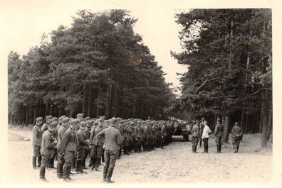 Appell deutsche Soldaten im Waldlager Kreuzenfeld Schlesien