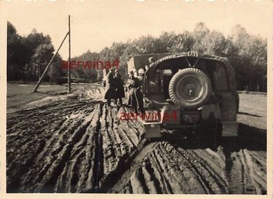 Panzerjäger-Abteilung 14 mit LKW Krupp-Protze bei Tschenstochau Polen