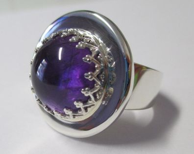 Edelschmiede925 Silber Ring mit wunderschönem Amethyst Cabochon