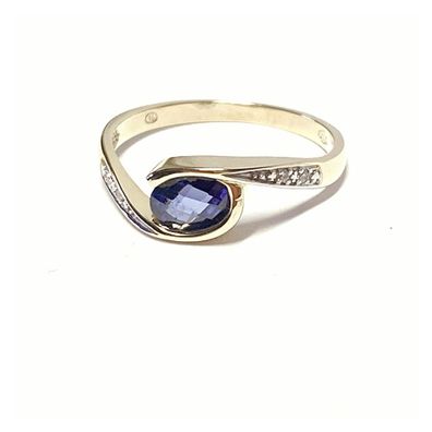 edler Schmuckring in 333/- Gelbgold mit blauem Zirkonia #55