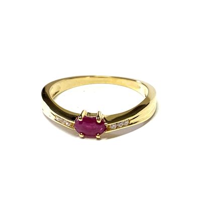 Goldring Rubin oval facettiert Zirkonia 333/- GG Gelbgold #63