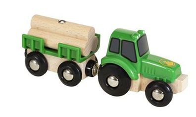 Traktor mit Holz-Anhänger