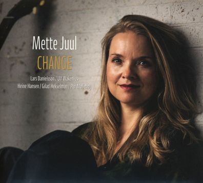 Change - - (CD / C)