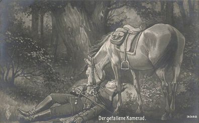 Der gefallene Kamerad Soldat mit Pferd Patriotika Postkarte AK 1914