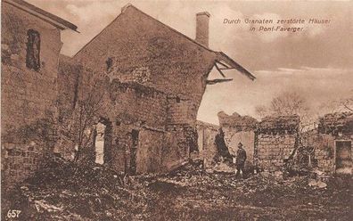 Feldpostkarte Durch Granaten zerstörte Häuser in Pont Faverger