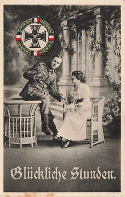 Glückliche Stunden Soldat mit Frau EK2 Patriotika Postkarte AK 1915