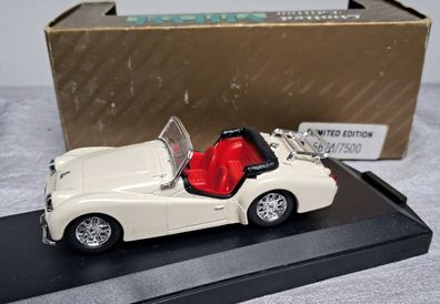 Triumph TR 3 1956, cremeweiß, limitierte Auflage Vitesse