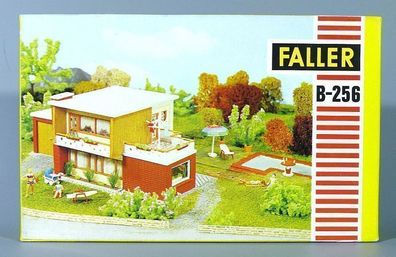 Faller H0 B-256 Großes modernes Wohnhaus mit Pool & Garage 60er Jahre NEU OVP