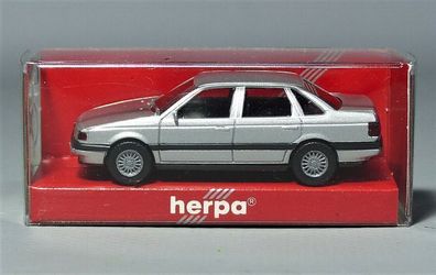 Herpa H0 3068 VW Volkswagen Passat Stufenheck silber metallic NEU OVP