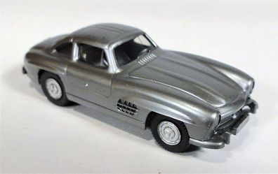 Wiking H0 833 MB Mercedes Benz 300SL 300 SL Flügeltürer Oldtimer Veteran silber