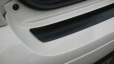 VW GOLF VII Sportsvan 2014 - Schwarze Schutzleiste für die Heckstoßstange