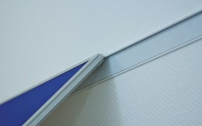 Franken WS8200 Franken PRO Wandschienen-Set, 200 x 6 cm, silber