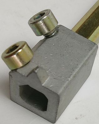 Eaton/Moeller A600-NZM7 Verlängerungsachse 481mm Sechskant 8mm für Hauptschalter