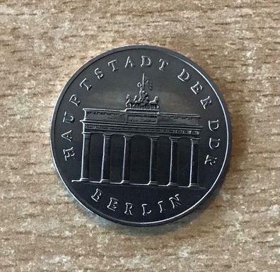 DDR 5 Mark Gedenkmünze "Brandenburger Tor Berlin" 1987