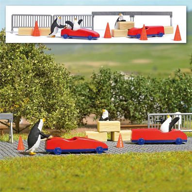 Busch H0 7924 Action Set: Pinguine Seifenkistenrennen - NEU