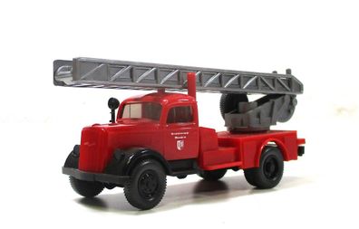 Modellauto H0 1/87 Wiking Opel Blitz Leiterwagen FW Mannheim (025-18)