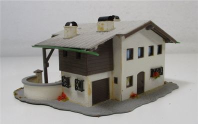 Fertigmodell Spur N Vollmer 7748 Chalet Haus Auerhahn (HN-0403h)