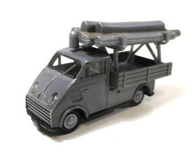 Modellauto H0 1/87 Praline DKW F89 L mit Ladung (26-45)