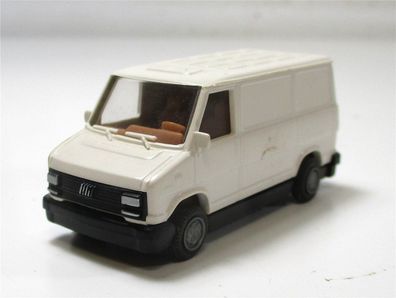 Modellauto H0 1/87 Praline PKW Fiat Ducato Kasten (023-46)