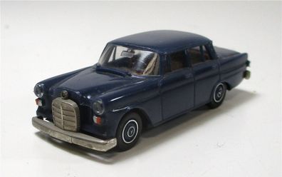 Modellauto H0 1/87 Brekina PKW Mercedes 200 (023-52)