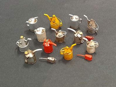 Plus model 1:35 DP3028 Oil canisters