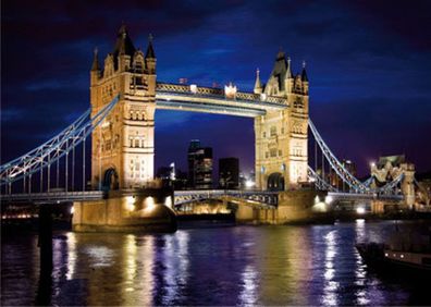 Tower Bridge bei Nacht