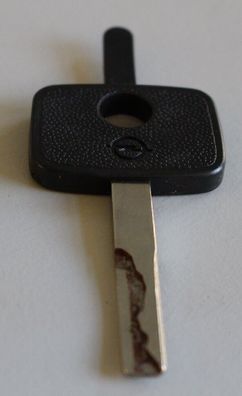 Original Opel Schlüssel H1538 Ascona Senator Calibra Vectra 139402 GM 90140773