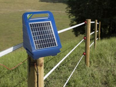 CORRAL Sun Power S2 Electric Fence Unit