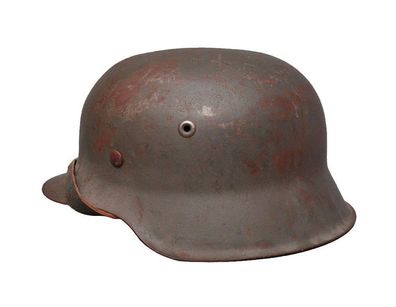 Deutscher Stahlhelm M42