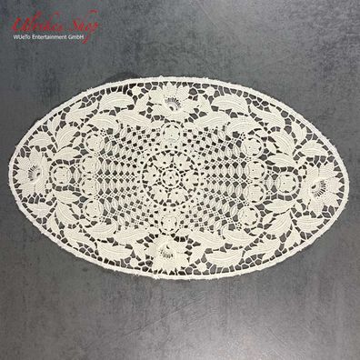 Echte Plauener Spitze - Deckchen 29x23cm