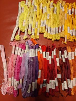 Stickgarn Baumwolle 64 Lagen + Reste - verschiedene Farben