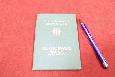 Reisepass Vintage Bundesrepublik Deutschland Erstellt 1976 in Berlin, Visum USA