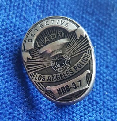 Blade Runner Anstecker Pin grau 2049