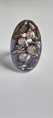 9926 Vintage Ring made with Swarovski Kristallen 36x22mm