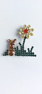 8979 Vintage Garden Brosche made with Swarovski Kristallen 45mm