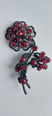 8976 Vintage Flower Brosche made with Swarovski Kristallen 65x40mm