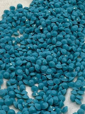Swarovski® Chaton Vintage Turquoise Unfoiled PP31