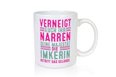 Verneigt euch: Imkerin | Imkerei - Tasse Weiß