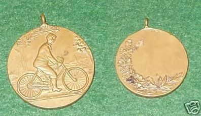 kleine Bronze Medaille mit Radfahrer um 1920