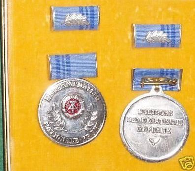 DDR Ehrenmedaille Nationale Front im Etui