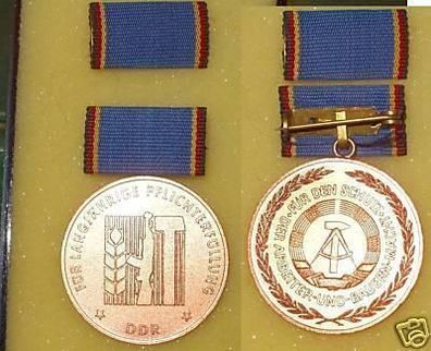 DDR Orden Landesverteidigung in Bronze im Etui