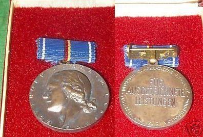 DDR Orden Lessing-Medaille silber mit Bandspange + Etui