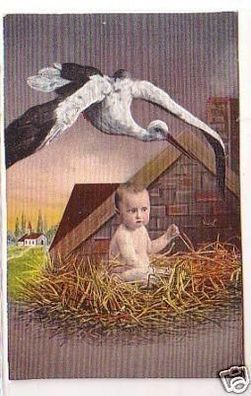 30109 Humor Ak Storch mit Baby im Nest um 1910