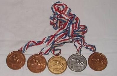 5 alte Hockey Sieger Medaillen Chile 1979/1980