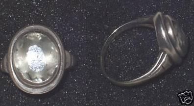 alter Damen Ring 800er Silber mit weißem Stein